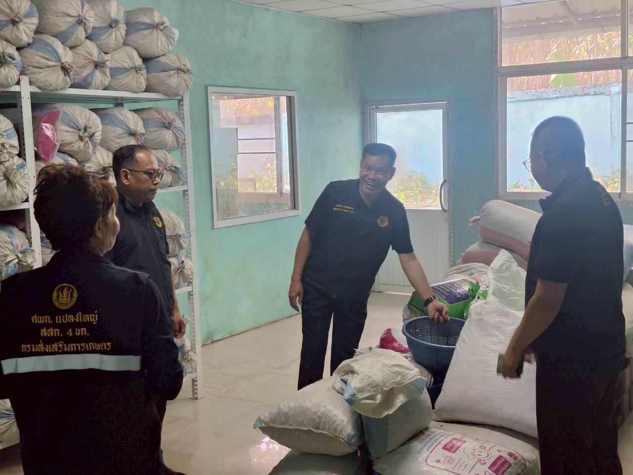 title - ผู้ตรวจราชการ ส.ป.ก. ร่วมประชุมคณะทำงานติดตามเร่งรัดการใช้จ่ายงบประมาณประจำปีงบประมาณ พ.ศ. 2569 ของสำนักงานการปฏิรูปที่ดินเพื่อเกษตรกรรม ครั้งที่ 1/2569 และประชุมตรวจราชการและติดตามความก้าวหน้าผลการดำเนินงานตามแผนการตรวจราชการของผู้ตรวจราชการสำนักงานการปฏิรูปที่ดินเพื่อเกษตรกรรม ประจำปีงบประมาณ พ.ศ. 2569 รอบที่ 1 เขตตรวจราชการที่ 11 จังหวัดสกลนคร